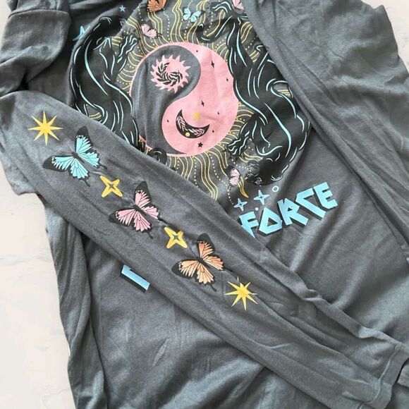 NWOT Stunner California Yin Yang Panther Cosmic Force Long Sleeve - Size L - Gre - Picture 3 of 4